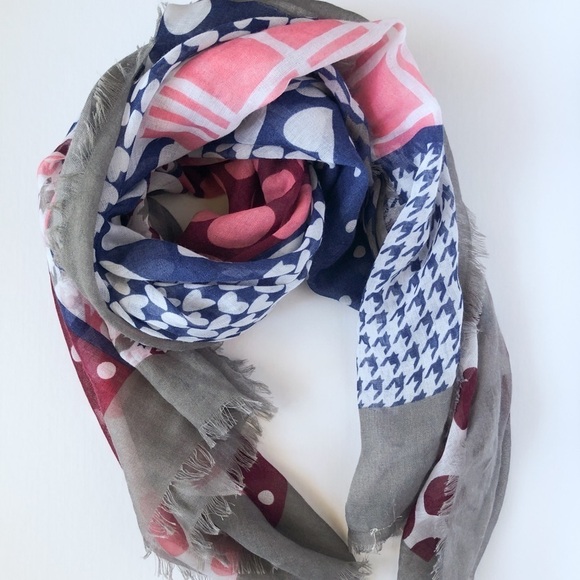 Multi-pattern scarf in grey, pink, blue and maroon. - Picture 2 of 10